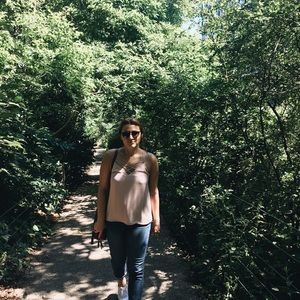 Meet your Posher, Carolyn